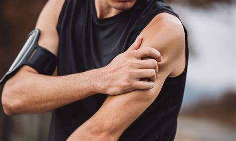 arm esk tebov|Upper Arm Pain: Causes, Diagnosis & Treatment